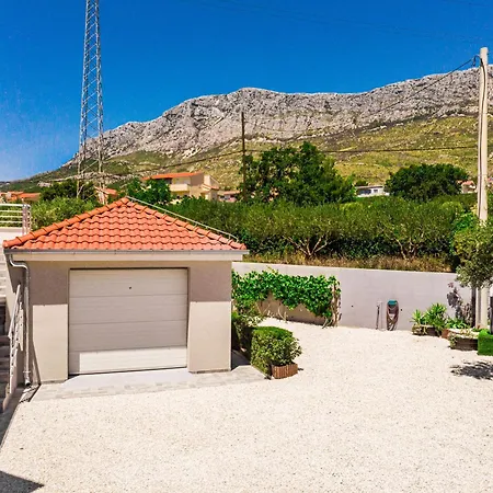 Holiday home Olea Mit Pool In Kastel Sucurac, Dalmatien *